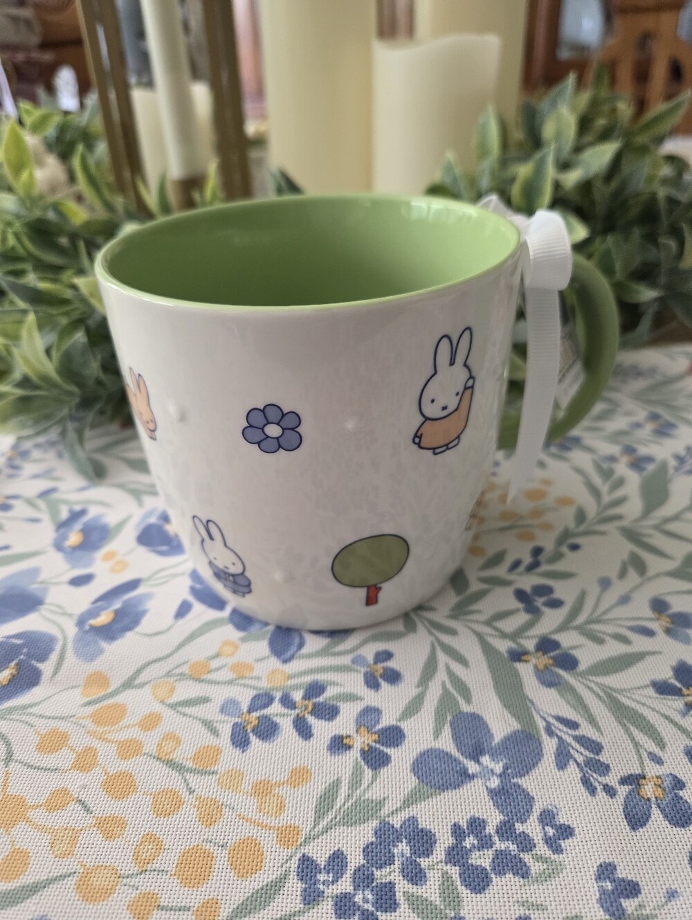 Cute Miffy ⁹ Bunny Pattern Ceramic Mug — Green Interior